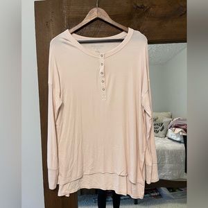 American Eagle Long Sleeve